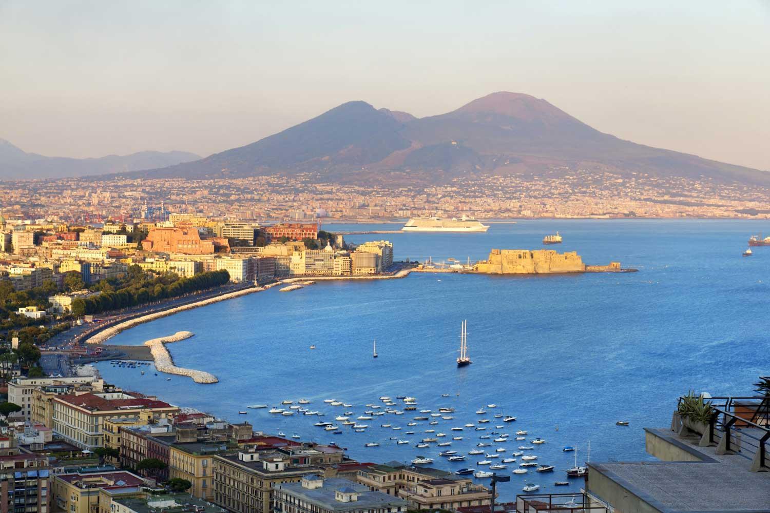 مبيت وإفطار Donna Lena Relais Napoli المظهر الخارجي الصورة