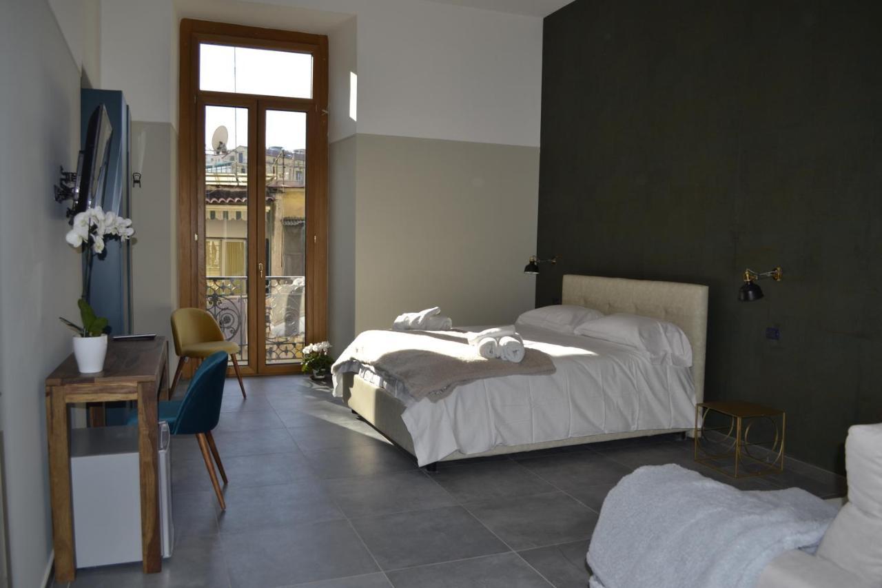 مبيت وإفطار Donna Lena Relais Napoli المظهر الخارجي الصورة